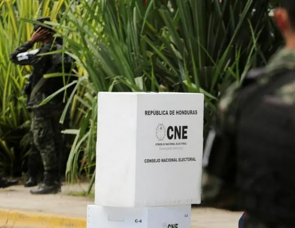 Honduras inicia cinco días de veda electoral, entre denuncias de fraude y escrutinio internacional