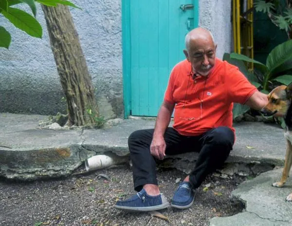 ‘Morir en la arena’: Padura y la tristeza de su generación en Cuba