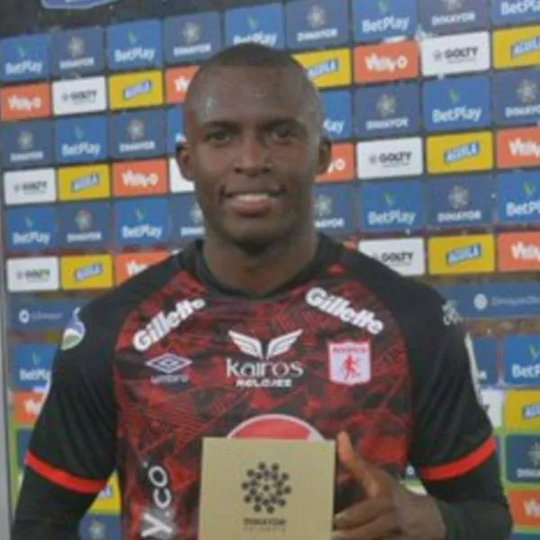 Asaltaron a Luis Paz, jugador de América de Cali: sacó dinero del banco y le robaron todo luego de retirar en el cajero. 