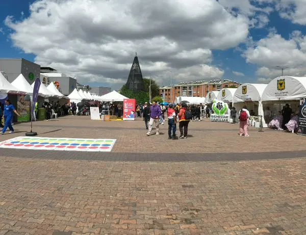 Feria A Tu Servicio llega este 28 de noviembre a Usaquén: empleos, trámites y bienestar en un solo lugar 