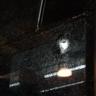 Así quedó el bus del Junior, atacado por hinchas de Nacional