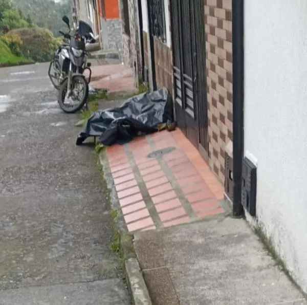 Recuperaron la moto robada este jueves en Manizales, ¿dónde estaba?