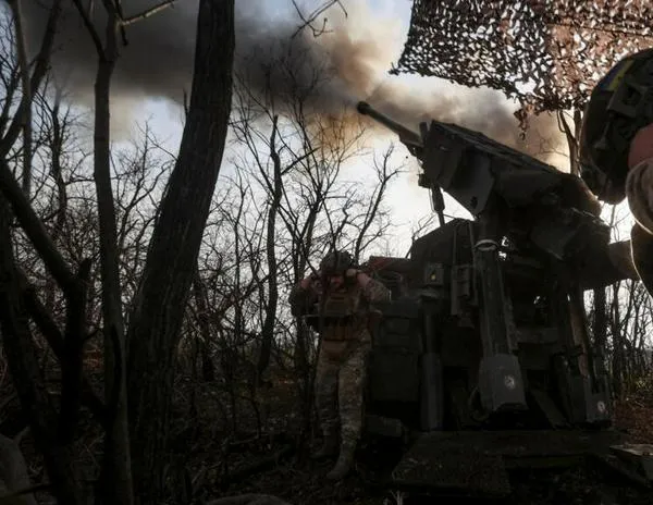 Putin asegura que el Ejército ruso rodea Pokrovsk; Ucrania sostiene que contraataca con fuerza