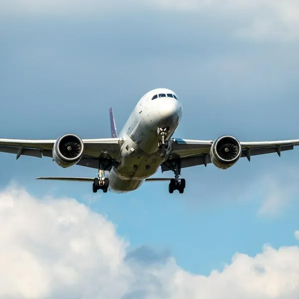 Suspensión permisos aerolíneas venezuela piden revisar medidas