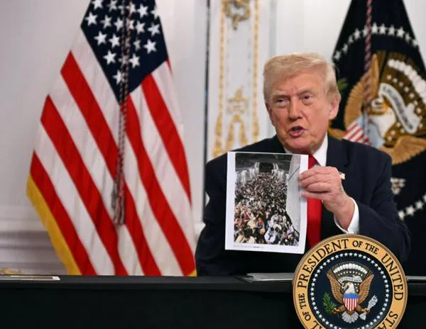 Trump dice que suspenderá "permanentemente" la migración desde el "tercer mundo"