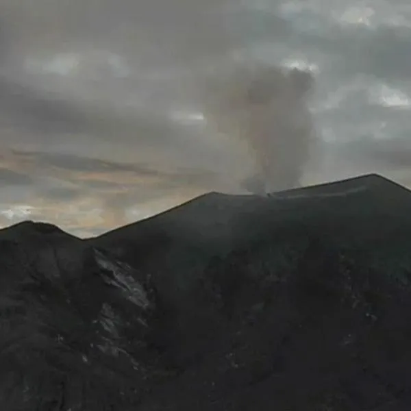Volcán Puracé: recomiendan evacuación inmediata por alerta naranja