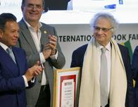 Premio a Amin Maalouf y Barcelona como invitada marcan el inicio de la FIL de Guadalajara