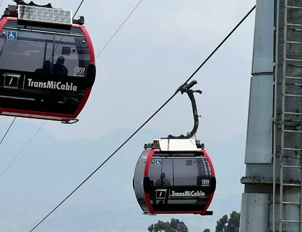 Movilidad en Bogotá y rutas TransMilenio hoy sábado 29 de noviembre: hay evacuación preventiva de TransMiCable por tormenta eléctrica  