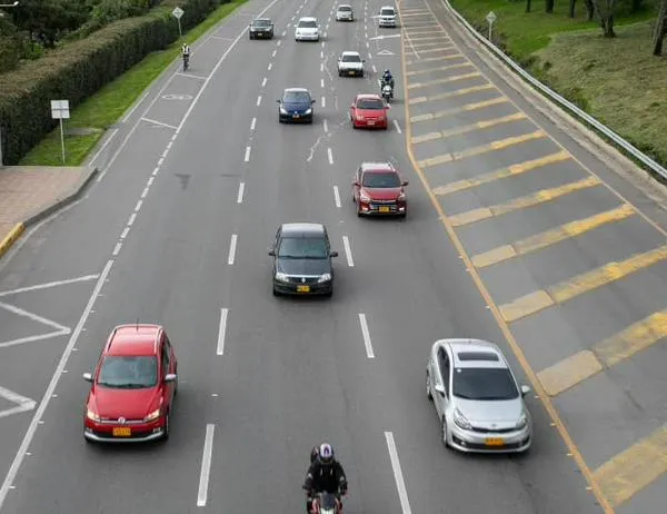 Así opera el pico y placa en Bogotá vehículos particulares durante diciembre de 2025 