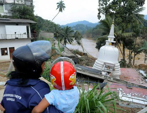 Sri Lanka e Indonesia despliegan tropas tras inundaciones que dejan más de 1.100 muertos
