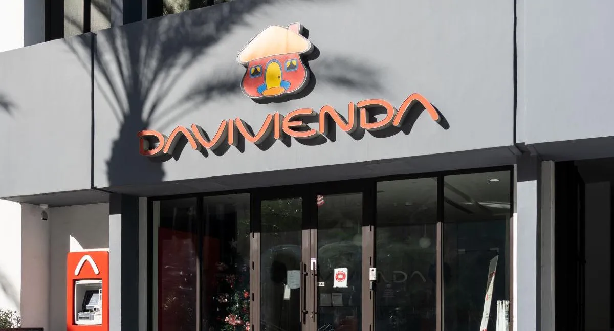 Davivienda mostró logo que tendrá su nuevo banco en Colombia: se llamará Davibank tras la integración con Scotiabank Colpatria.