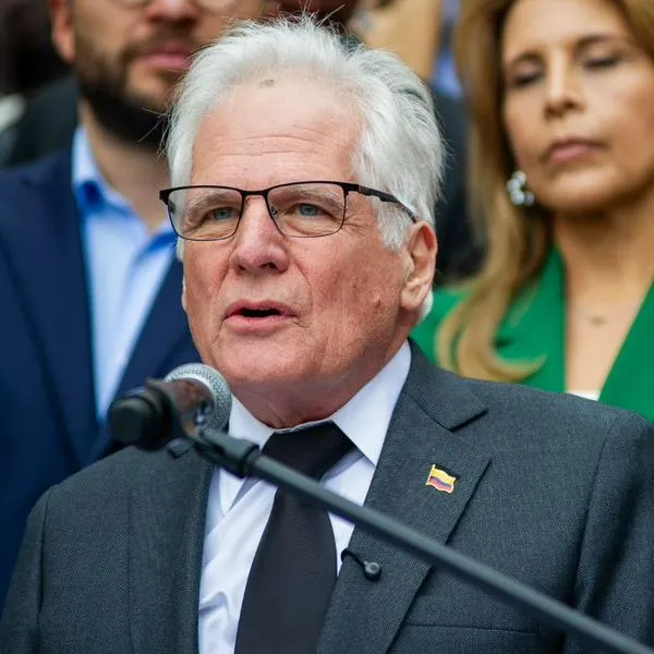 Miguel Uribe Londoño no va más con el Centro Democrático: una llamada de De La Espriella empezó todo y hubo dura conversación. 