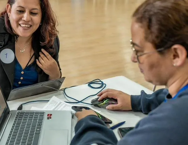 Termine el año con empleo: Bogotá abre casi mil oportunidades laborales durante la primera semana de diciembre 