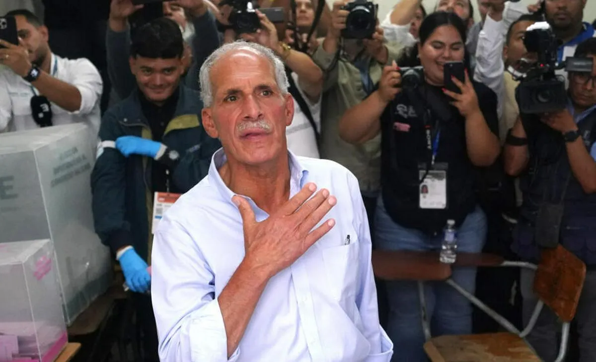 Trump amenaza con "consecuencias graves" ante cerrado duelo por presidencia de Honduras