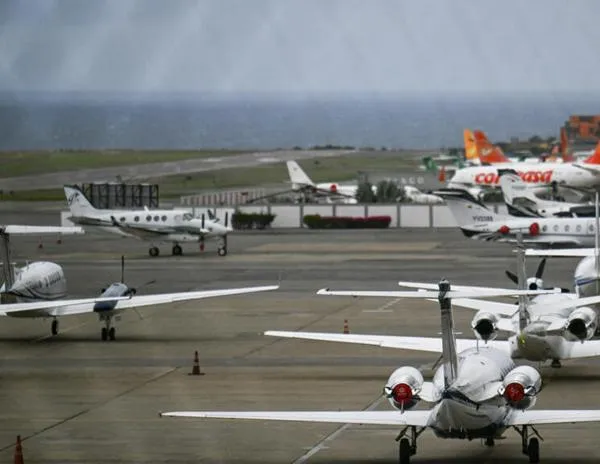 Venezuela, bajo la presión de Donald Trump, reduce drásticamente su tráfico aéreo