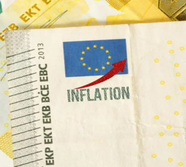 Inflación en la zona euro sube a 2,2% en noviembre y se aleja del objetivo del BCE