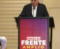 Expresidente colombiano Samper critica a Trump por dar "trato de criminales" a migrantes