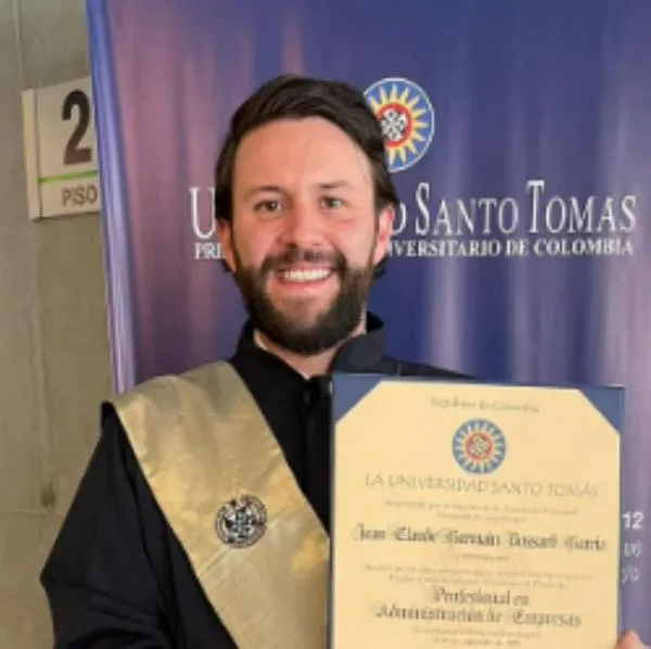 El plan que tenía joven asesinado en Bogotá y que no pudo cumplir: "Amaba a Colombia". El papá dijo que su hijo cumple años este viernes. 