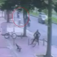 Video: momento en que policía intercepta a ladrones que asesinaron a joven