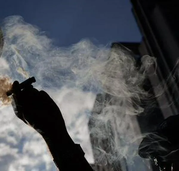 Tribunal tumbó decreto de alcalde Gutiérrez que prohibía consumo de drogas en zonas públicas