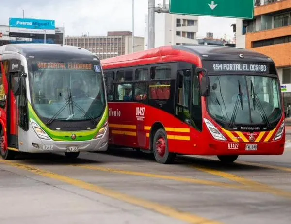 Movilidad en Bogotá hoy viernes 5 de diciembre: hay retrasos en rutas TransMiZonales por accidente en Aures de Suba 