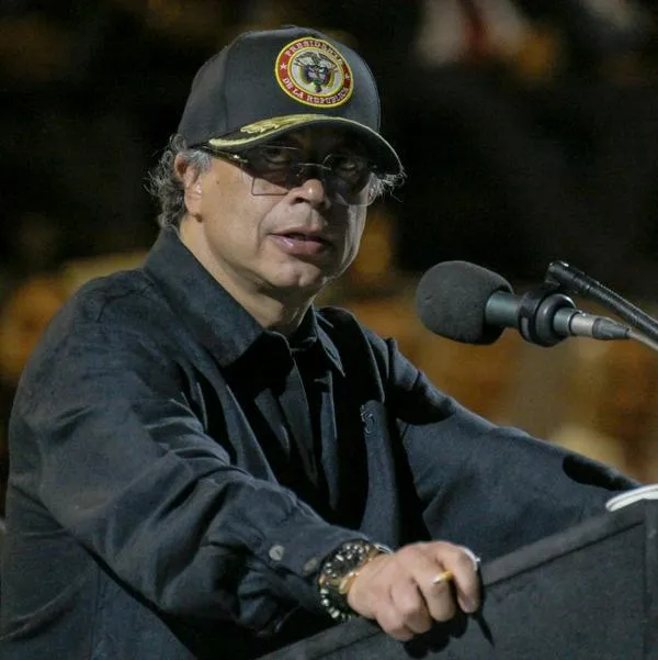 Mujer se le plantó a Petro y le hizo llamado en pleno evento público en Huila