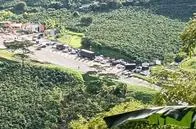 Tráfico lento en vía del Eje Cafetero por protesta de camioneros: piden eliminar peajes