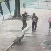 Jean Claude Bossard: Noticias RCN revela nuevo video del momento del momento exacto del robo en el que fue asesinado el joven en Bogotá.