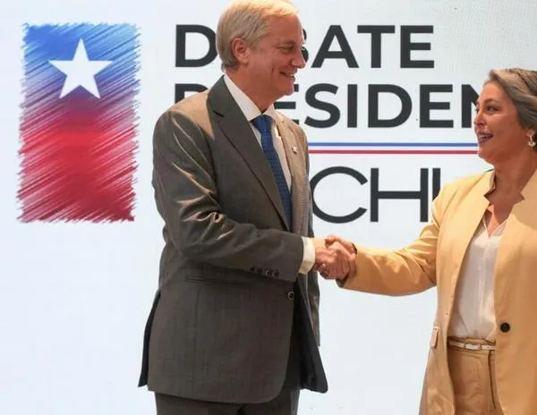 José Antonio Kast y Jeannette Jara pugnan por atraer a indecisos y moderados chilenos