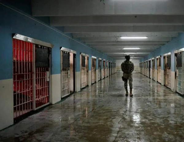 Ecuador: reportan 13 muertos tras la disputa entre reclusos en una prisión