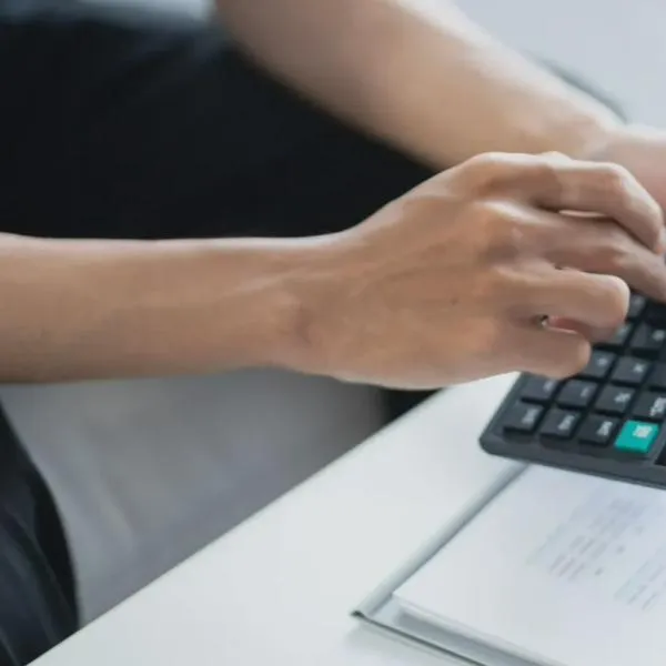 Colombia, el país de la OCDE donde más cayó la presión fiscal en 2024