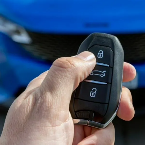 Cómo conseguir carros a $15 millones en Colombia, modelo 2021 Nissan, BMW y más