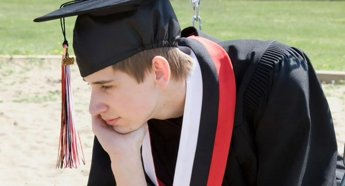 Diez carreras universitarias que no se deben estudiar en 2026, según la IA