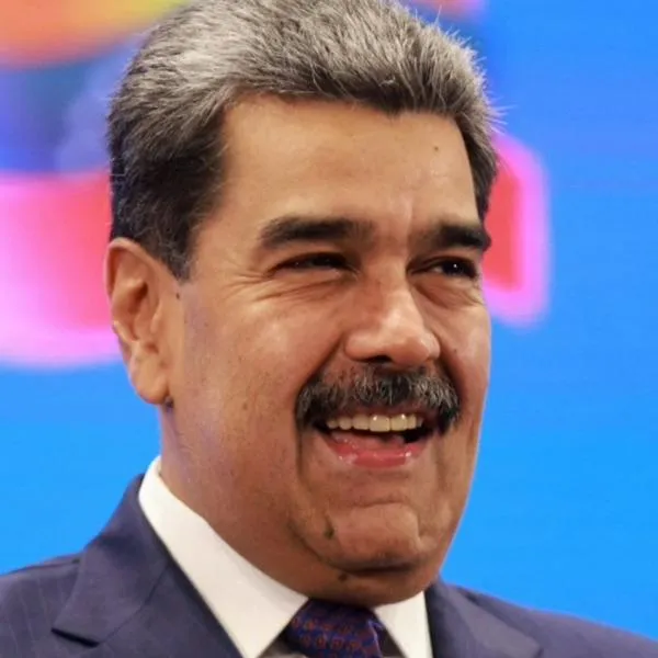 Maduro bromea con llamadas con Trump por idioma inglés