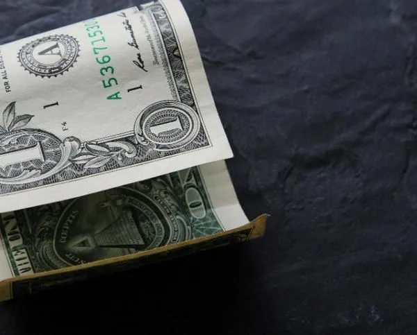 El salario mínimo en Venezuela llega a medio dólar por mes