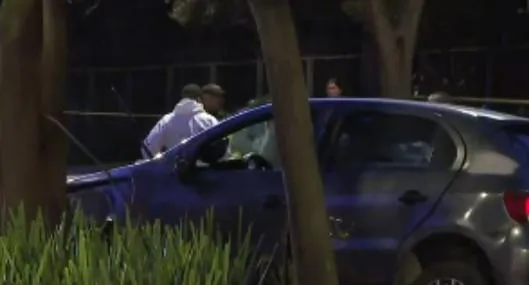 Extraña muerte de mujer y bebé en Bogotá en medio de leve accidente; un hombre quedó herido, quien iba como copiloto. 