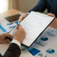 "Engaño": SIC da nuevos detalles de sanción a 4 empresas (pesos pesados) en Colombia. Hay varias marcas involucradas. 