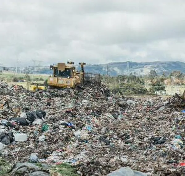 Bogotá produce más basura que nunca a diario: cifras aumentan en diciembre y prenden alarmas