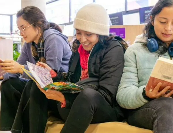 ¿Quieres solicitar libros en préstamo? Así lo puedes hacer en BibloRed en Bogotá en Bogotá 