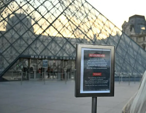 El Louvre, cerrado este lunes por una huelga en protesta por las condiciones laborales
