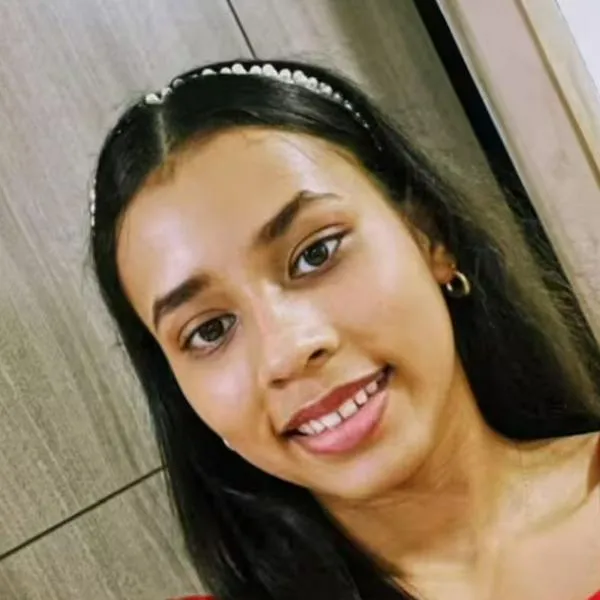 Joven desapareció en Barranquilla y la encontraron 3 días después en España; estaba con un ruso. Autoridades indagan si es un caso de trata de blancas. 