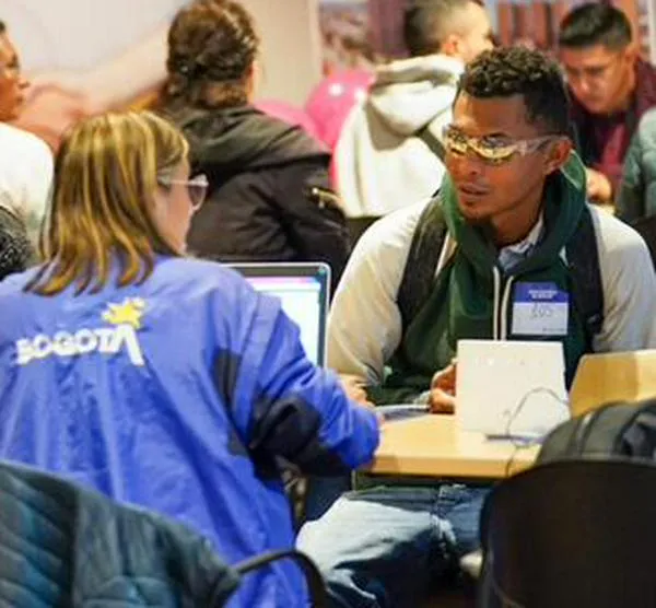 Bogotá ofrece 704 vacantes laborales con contratos indefinidos para cerrar el año