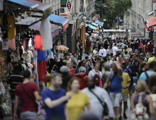 En la Francia continental, ya hay más muertes que nacimientos