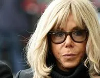 Francia: Brigitte Macron dice lamentar si hirió a "mujeres víctimas" pero no se arrepiente de sus palabras