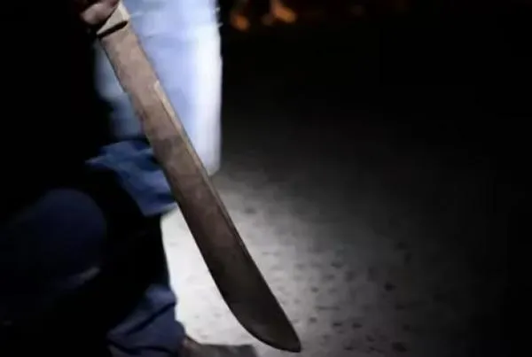 Advertido, ojo con amenazar a la cuñada en Manizales, menos con machete