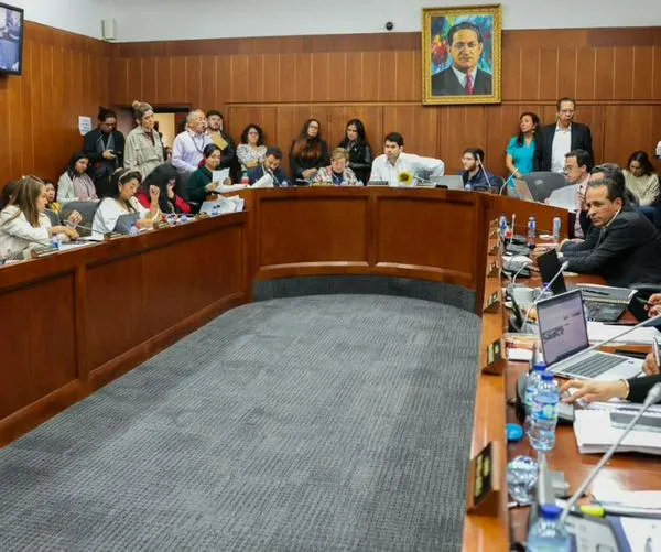Congreso archiva nuevamente la reforma a la salud del Gobierno Petro
