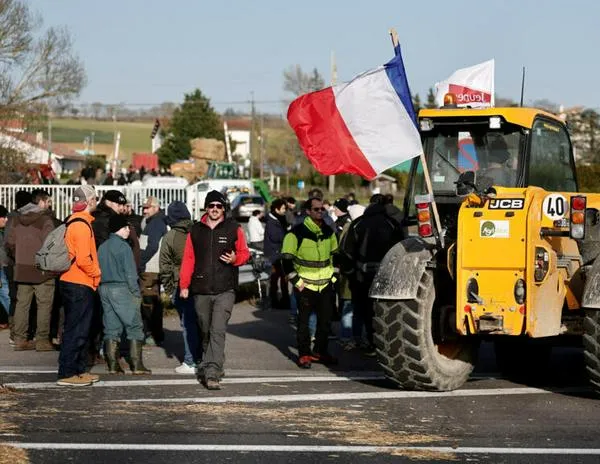 La UE intenta salvar el pacto comercial con Mercosur, mientras aumentan las protestas en Francia