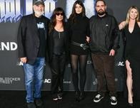 El hijo de Rob Reiner enfrentará dos cargos de asesinato por la muerte de sus padres