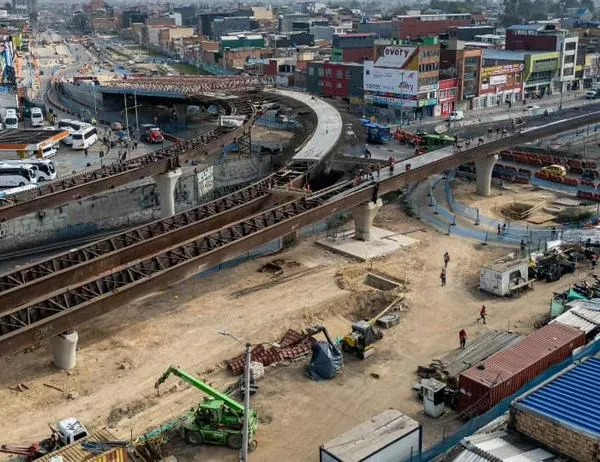  Culminó con éxito el izaje de las 15 vigas del nuevo puente de Venecia  