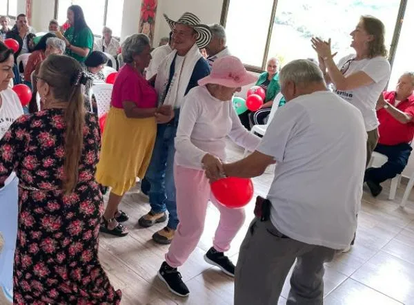 Caldas: premian las mejores decoraciones navideñas, pesebres tradicionales, baile, aguinaldos y más
